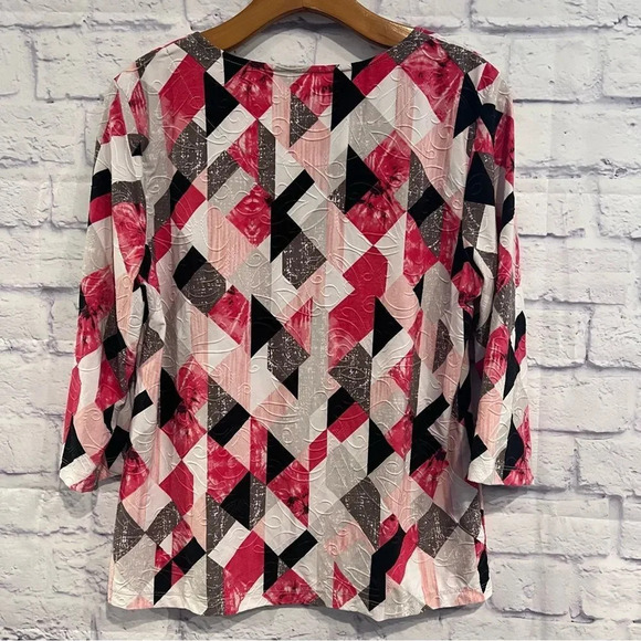 JM Collection Blouse Top Size Large Petite Multicolor Geometric Print 3/4 Sleeve - Picture 2 of 7